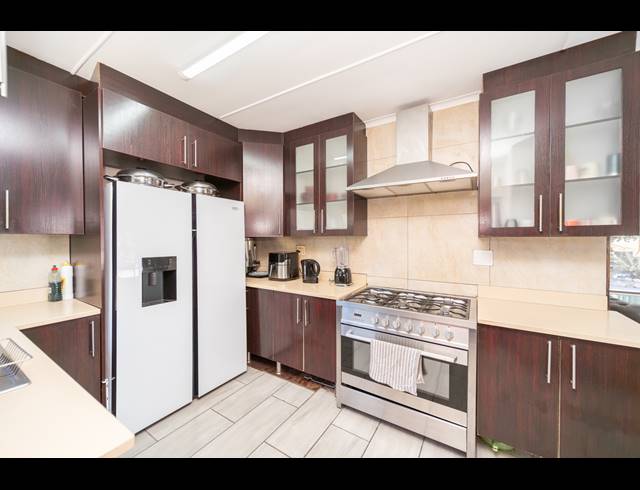3 BEDROOM HOUSE FOR SALE IN NAHOON VALLEY PARK